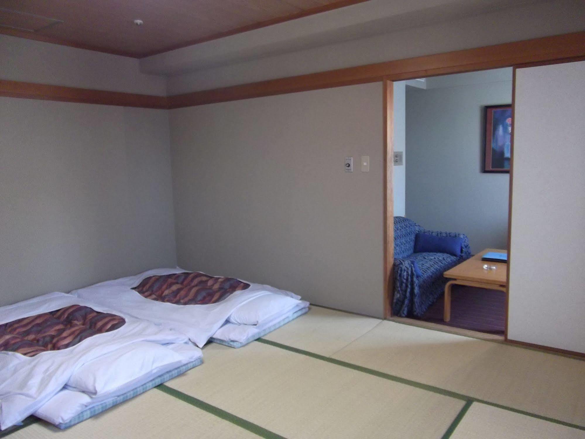 Ichikawa Grand Hotel Luaran gambar