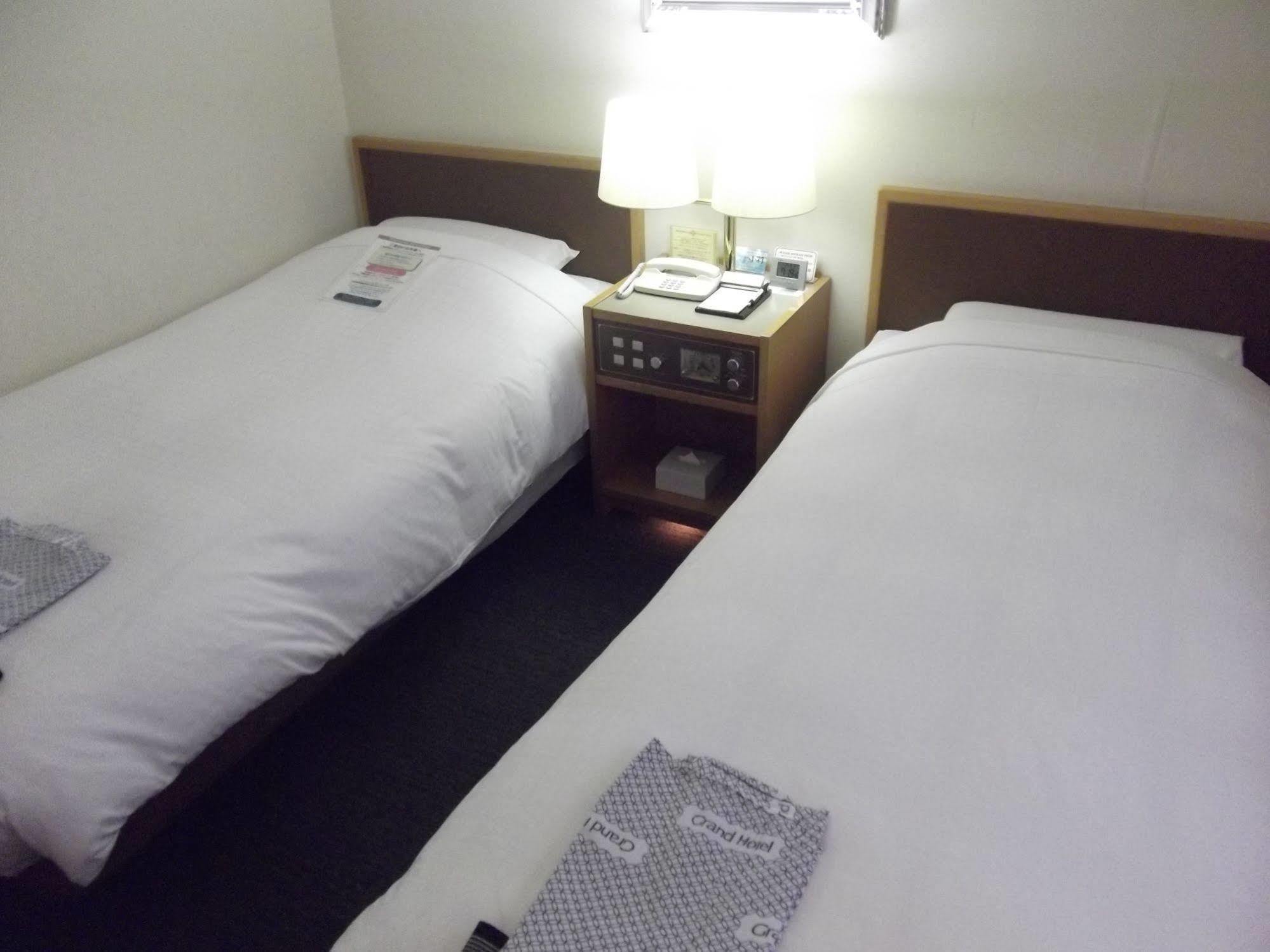 Ichikawa Grand Hotel Luaran gambar